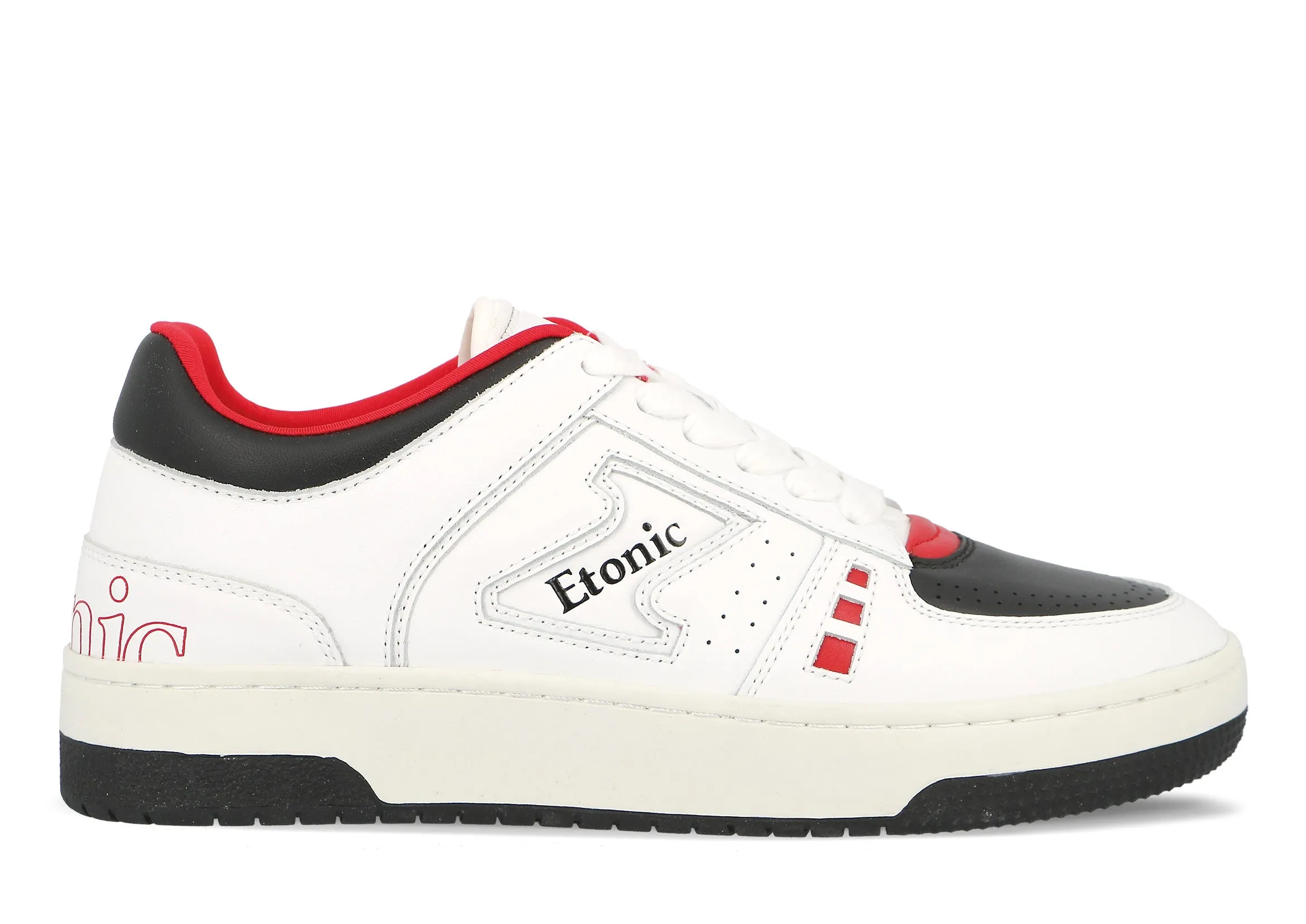 Etonic B509 sneakers inspired by the Chicago Bulls basketaball team in white leather with black and red inserts and details