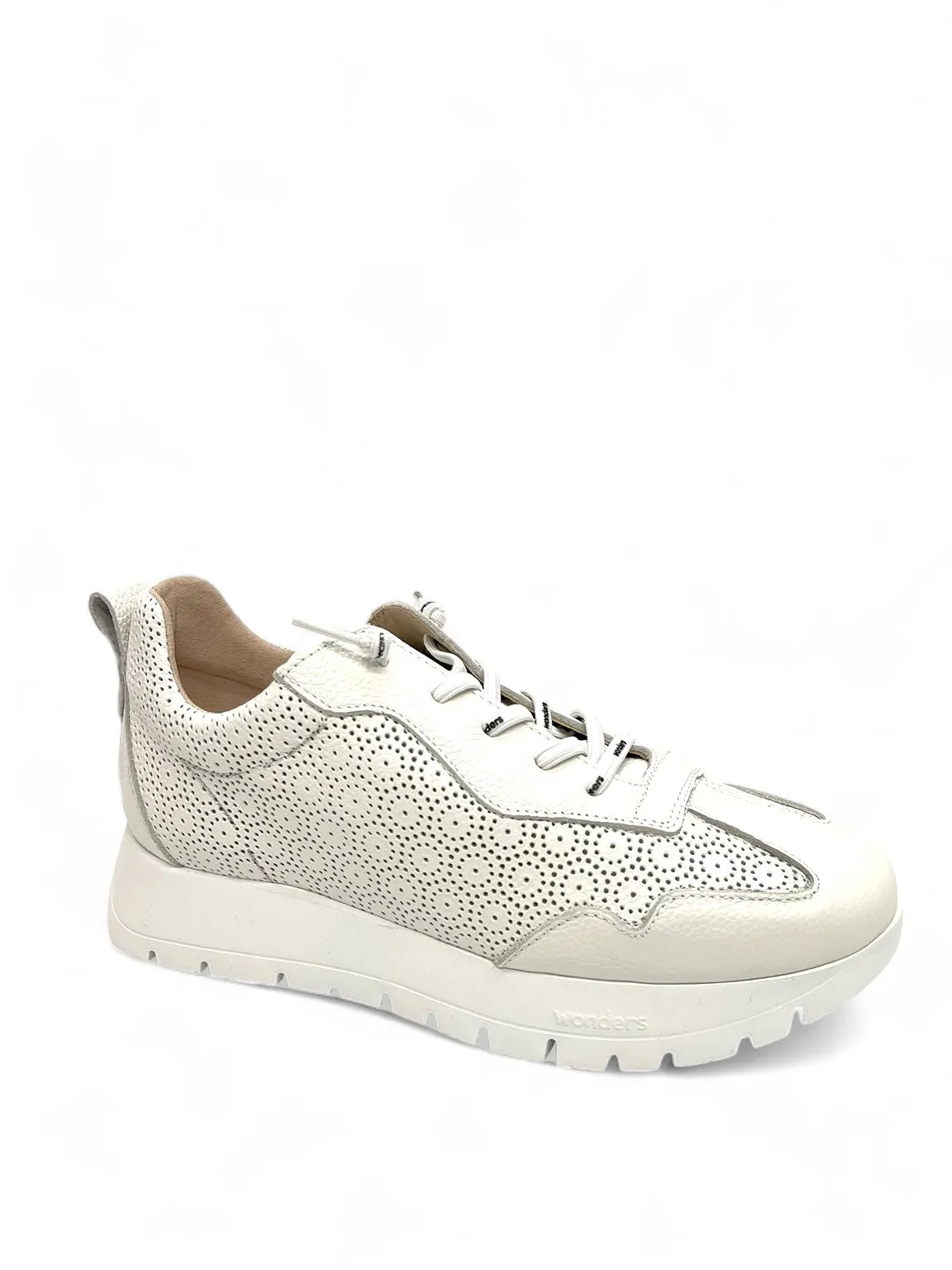 Heartfly Lexi Textured Leather Sneaker