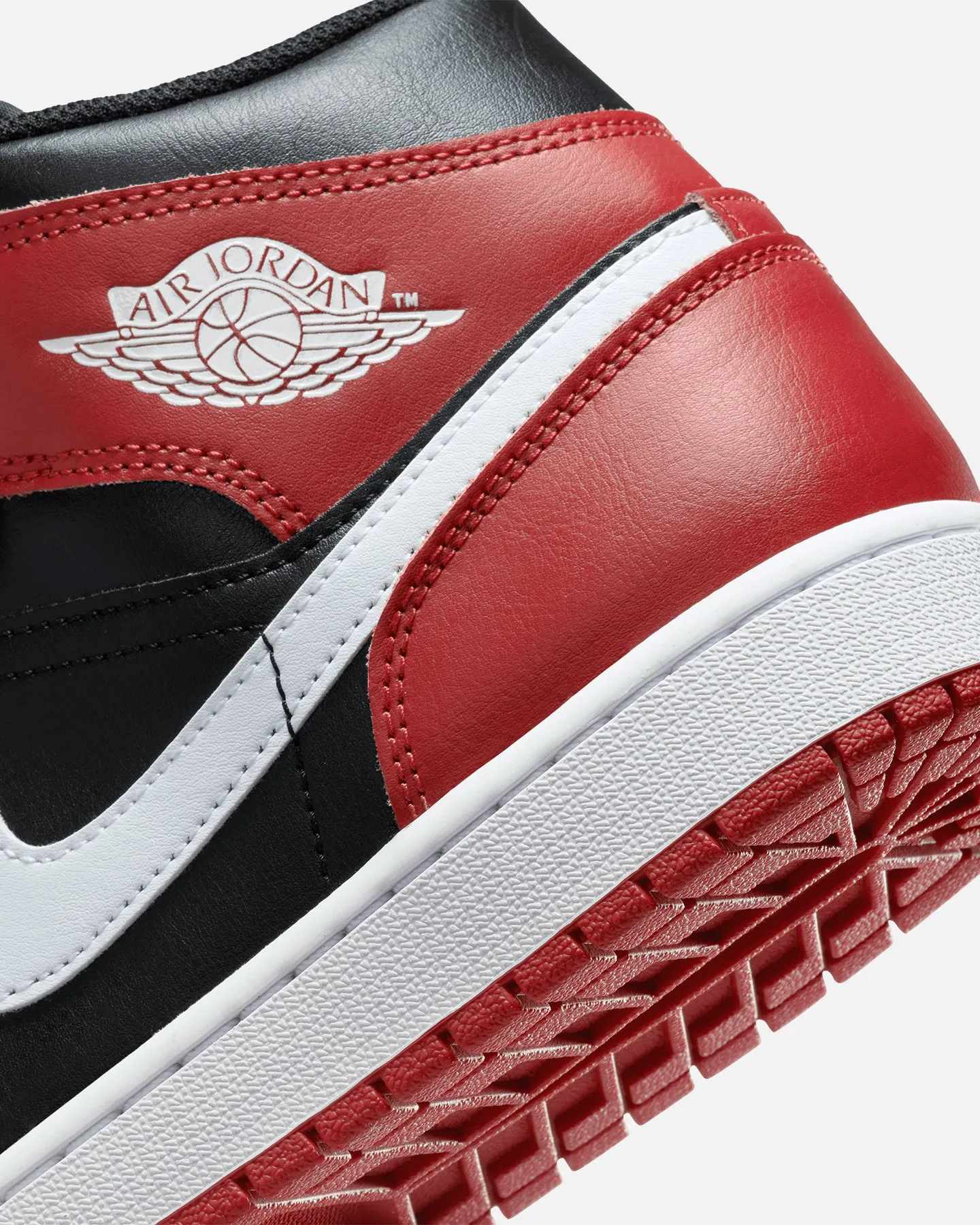 Jordan Air Jordan 1 Mid "Black/Gym Red" Black/Red