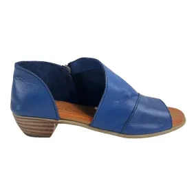 OPEN TOE SIDE DESIGN BLUE SANDAL